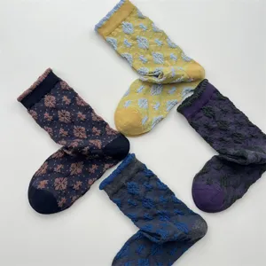 Retro vintage floral textured mid-calf socks for women, cute autumn winter cotton hosiery.
