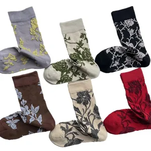 Chaussettes mi-hautes relief floral rétro japonais automne hiver coton respirant femmes