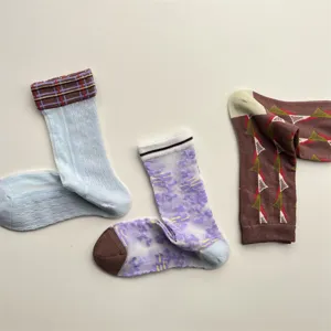Dunne transparante halverwege kuit sokken set met bloemen en geometrische patronen