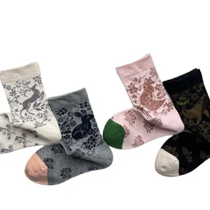 Retro vintage animal botanical print women mid-calf cotton socks for winter cozy hosiery
