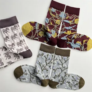 Chaussettes mi-mollet en coton imprimé poney rétro et fleurs pour femmes automne