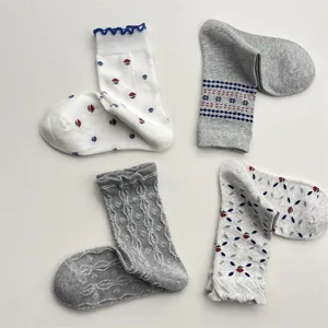 Conjunto de calcetines de algodón con volantes florales bonitos estilo coreano moda