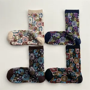 Women's Ethnic Floral Embossed Mid Tube Socks Cotton Blend Breathable Retro Crew Socks For Autumn Winter Daily Wear