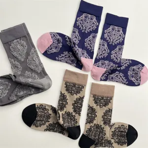 Retro 3D embossed floral mid-calf socks for women, cozy vintage autumn winter cotton socks.