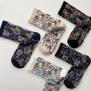 Autumn winter vintage ethnic relief floral mid-calf socks for women retro botanical cotton socks
