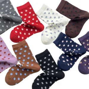 Chaussettes mi-hautes à pois colorés doux pour femmes, coton automne hiver style japonais.