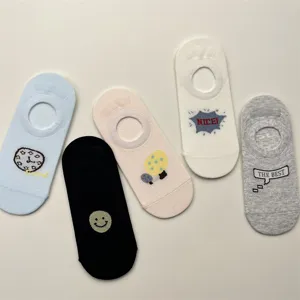 Cute cartoon printed low cut invisible socks breathable mesh shallow mouth socks for women