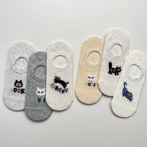 Cute cartoon cat breathable mesh low-cut invisible socks spring summer thin cotton boat socks