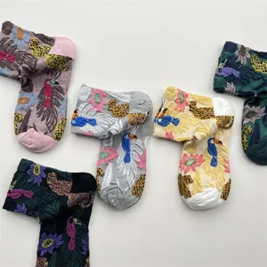 Retro oil painting floral mid-tube socks women, 3d relief botanical cotton socks, cozy fit.
