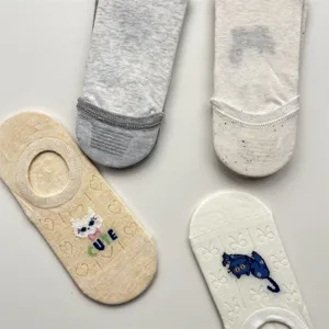 Cute cartoon cat low cut invisible boat socks breathable mesh cotton shallow mouth socks spring