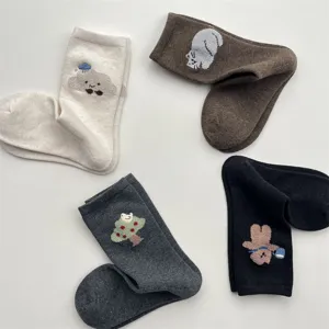 Cute cartoon animal embroidered mid-calf socks for women, simple autumn winter cotton socks.
