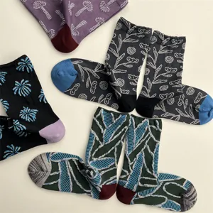 Women vintage floral geometric relief mid-calf socks autumn winter warm cotton socks