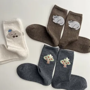 Cute cartoon embroidered mid-calf socks for women, soft and comfortable cotton winter socks.