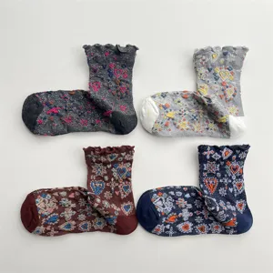 Women Vintage Lettuce Trim Mid Calf Socks Cute Heart Jacquard Silver Wire Cotton Blend Casual Socks