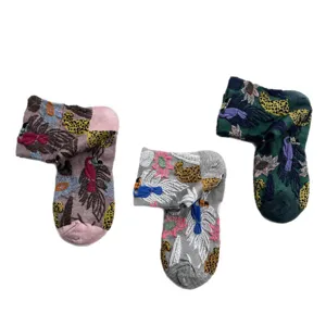 Women vintage oil painting floral mid-tube cotton socks 3D relief botanical warm socks