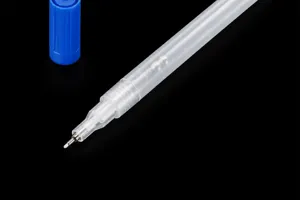 Leerer Marker Stift DIY nachfüllbar transparenter Kunststoffkörper mit blauer Kappe