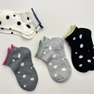 Calcetines cortos de lunares estilo coreano para mujer, calcetines de tobillo casuales de verano.