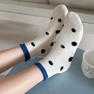 Calcetines de lunares estilo coreano para mujer con puños azules y algodón suave.