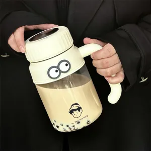 Grote Capaciteit Plastic Waterfles met Handvat Leuke Cartoon Print Ins Stijl Draagbare Drinkware voor Studenten Dagelijks Gebruik