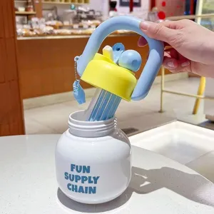 Carina grande bottiglia d'acqua in plastica con paglia per ragazze tazza portatile