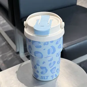 Taza de café aislada de acero inoxidable con estampado de leopardo, taza de viaje portátil.