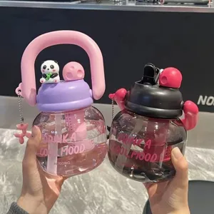 Süße Panda Doppeltrink Wasserflasche mit Strohhalm und Anhänger 800ml kreativer Kunststoff Becher