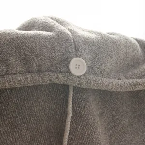 Dicker Haartrocknerhut aus Bambuskohle mit Knopf, weiches saugfähiges Handtuch für Damen.