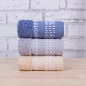 Soft pure cotton face towel set, thickened absorbent solid color towel for daily facial cleaning.