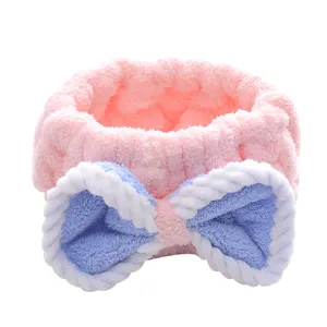 Cinta de maquillaje suave de felpa coral con lazo, ideal para cuidado facial y spa diario.