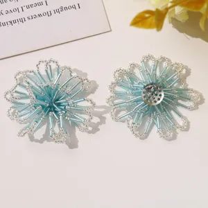 Perlen hohle Blume DIY Zubehör für Ohrringe, Haarnadeln, Broschen, zarter französischer Stil.