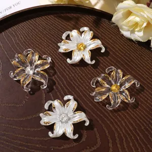 Accessoires décoratifs de cheveux DIY de fleurs hexagonales strass dorés de luxe.
