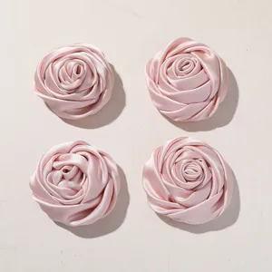 Flores de rosa de satén rosa accesorios de bricolaje para vestido de novia broche pelo.