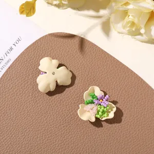 Green field flower color-blocked seed bead three-petal flower DIY craft accessories