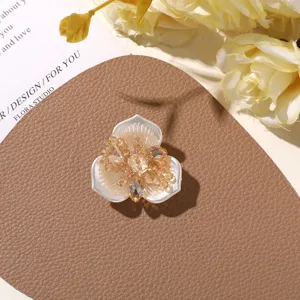 Pearl luster crystal flower patch DIY accessories for earrings shoes hair crafts nice.