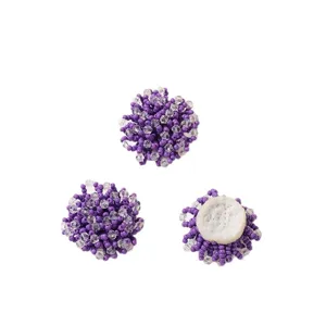 Colgantes de flores de abalorios de cristal morado hechos a mano para pendientes y accesorios.