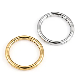 Stainless steel large round spring buckle for DIY jewelry making, bag accessories, and necklaces.