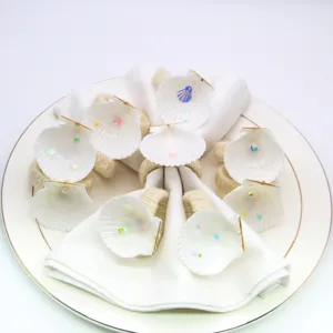Natural White Shell Napkin Rings Handmade Woven Rope Napkin Holder For Western Restaurant Hotel Wedding Dinner Table Decor