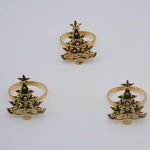 Goldene Weihnachtsbaum Serviettenringe, Metall Tischdeko Set fuer Hotel und Feiertage.