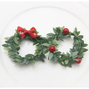 Weihnachten künstliche Blätter Beere Serviettring rote Schleife Tischdeko Zubehör