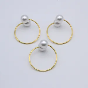 Servilleteros de metal dorado con perlas dobles elegante decoracion de mesa para bodas y fiestas.