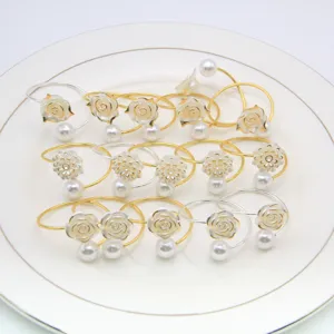 Valentine Day Wedding Napkin Ring Creative Round Pearl Napkin Buckle Metal Rose Flower Table Setting Hotel Dinner Decor