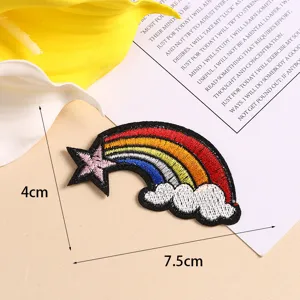 Mooie gekleurde geborduurde regenboog ster patch voor kleding en tassen DIY 7.5x4cm