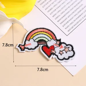 Klassieke polyester regenboog geborduurde patch DIY kleding accessoire voor kindertassen