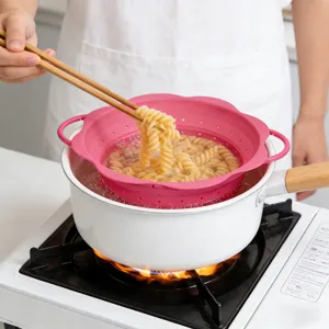 Collapsible silicone colander folding vegetable fruit draining basket kitchen pink tool