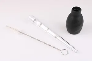 BBQ turkey baster tube with cleaning brush set detail view and clear volume scale
