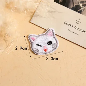 Cute cartoon cat embroidery patch DIY clothing accessory iron on cute animal badges.