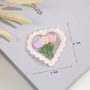 Heart tulip embroidered patch DIY clothing accessory decorative badge 4.7x4.4cm approx