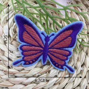 Bestickter Schmetterling Stoffaufnäher DIY Bekleidung Zubehör Deko Patch Größe 5x6.7cm
