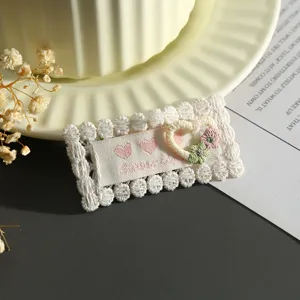 Fermaglio per capelli in pizzo bianco cuore ricamato patch in tessuto accessorio DIY.