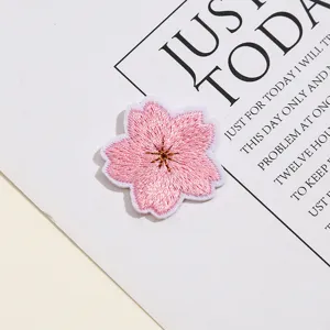 Roze kersenbloesem borduurwerk patch DIY decoratieve strijkbare kleding applicatie
